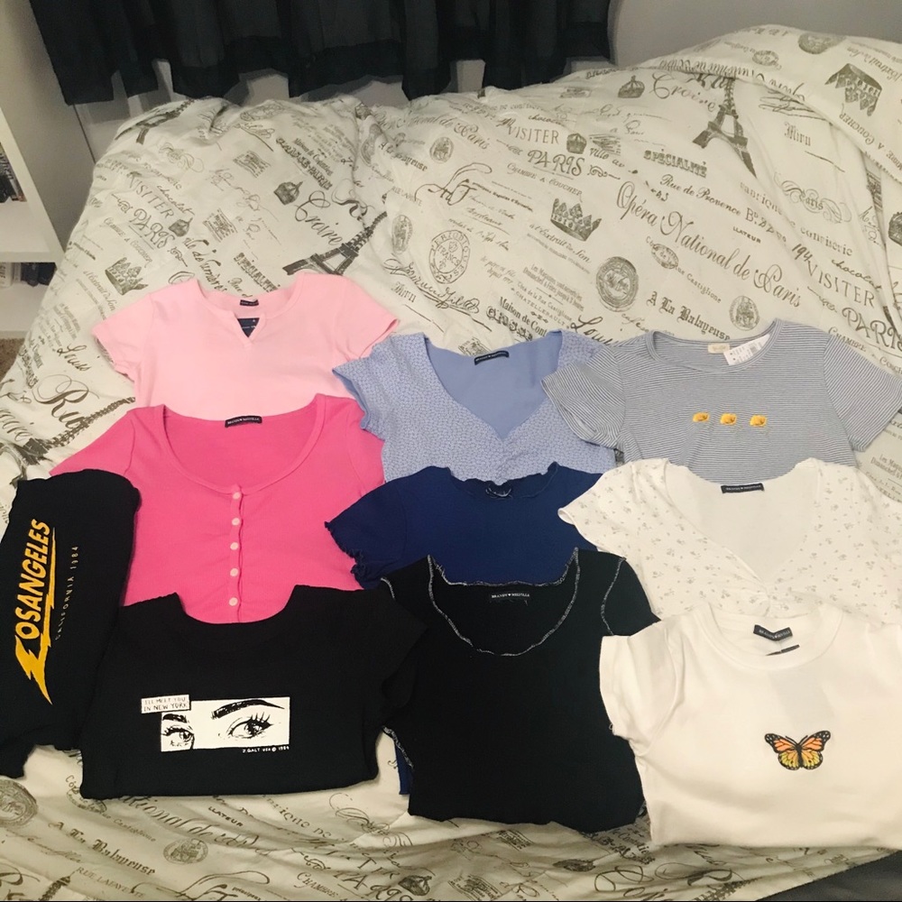 Brandy Melville mystery box! - Picture 2 of 3
